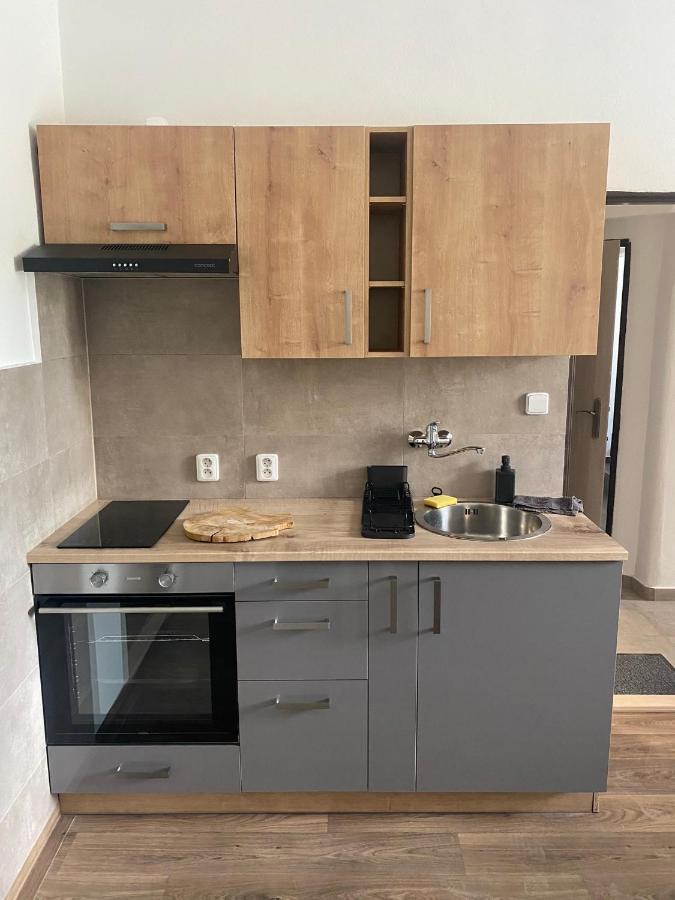 Cerna Ruze - Apartman 3 Plzeň Exterior foto
